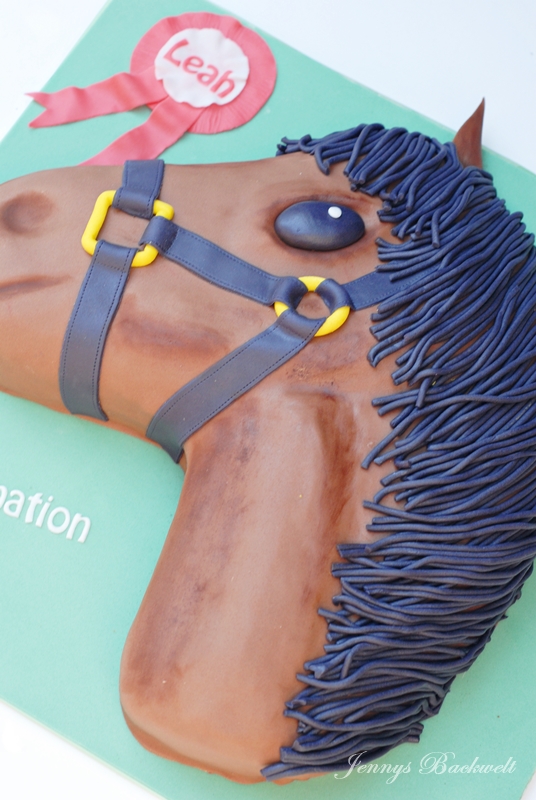 Eine Pferdekopf Torte zur Konfirmation - Jennys Backwelt